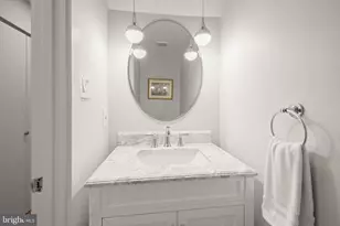 4 Dudley Ct, Bethesda, MD 20814 - Photo 15