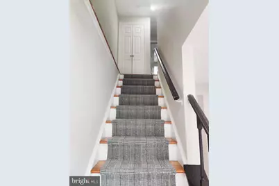 13527 Duhart Road, Germantown, MD 20874 - Photo 9