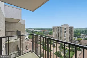 4 Monroe St, Rockville, MD 20850 - Photo 5