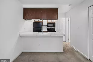 18430 Bishopstone Ct, Montgomery Village, MD 20886 - Photo 13