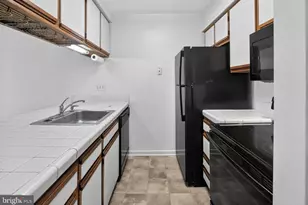 18430 Bishopstone Ct, Montgomery Village, MD 20886 - Photo 17