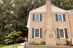 1016 Windrush Ln, Sandy Spring, MD 20860 - Photo 3