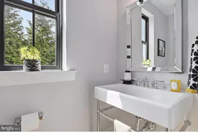 907 Maple Avenue, Rockville, MD 20851 - Photo 21