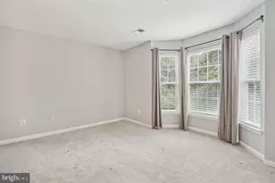 18705 Sparkling Water Dr, Germantown, MD 20874 - Photo 17