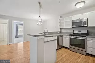 18705 Sparkling Water Dr, Germantown, MD 20874 - Photo 3