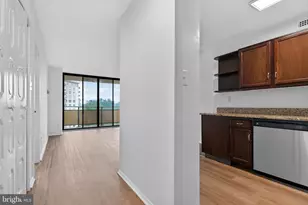 5225 Pooks Hill Rd, Bethesda, MD 20814 - Photo 13