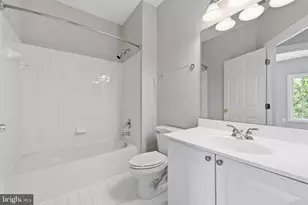 12105 Pond Pine Dr, Clarksburg, MD 20871 - Photo 25