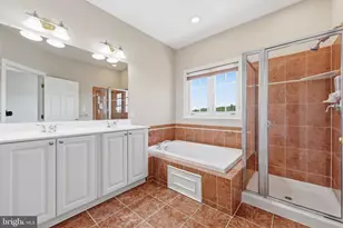12105 Pond Pine Dr, Clarksburg, MD 20871 - Photo 21