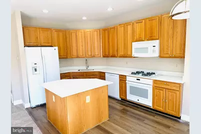 1005 Grand Oak Way, Rockville, MD 20852 - Photo 7