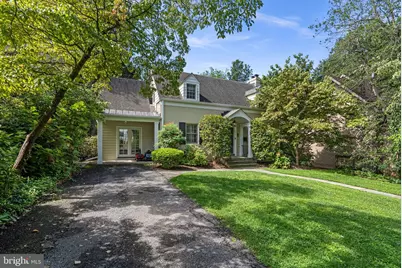 3704 Inverness Drive, Chevy Chase, MD 20815 - Photo 3