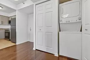 10101 Grosvenor Pl, North Bethesda, MD 20852 - Photo 13
