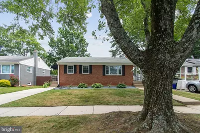 9923 Mayfield Drive, Bethesda, MD 20817 - Photo 3