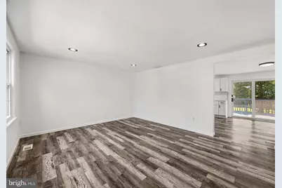 20037 Choctaw Court, Germantown, MD 20876 - Photo 7