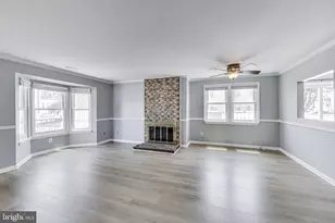 20117 Locustdale Dr, Germantown, MD 20876 - Photo 5