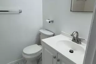 7927 Foxcrest Ct, Potomac, MD 20854 - Photo 15