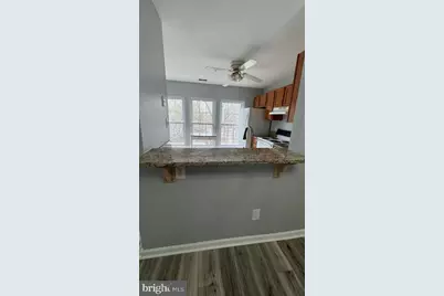 7927 Foxcrest Court #7927, Potomac, MD 20854 - Photo 5