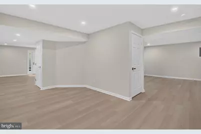 13621 Pine View Lane, Rockville, MD 20850 - Photo 43