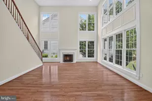 13621 Pine View Ln, Rockville, MD 20850 - Photo 7
