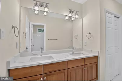 13621 Pine View Lane, Rockville, MD 20850 - Photo 37