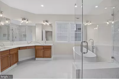 13621 Pine View Lane, Rockville, MD 20850 - Photo 33