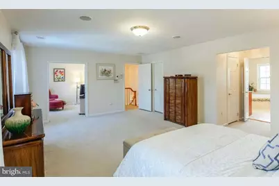 9720 Holloway Hill Court, Potomac, MD 20854 - Photo 11