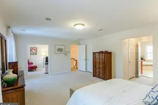 9720 Holloway Hill Ct, Potomac, MD 20854 - Photo 11