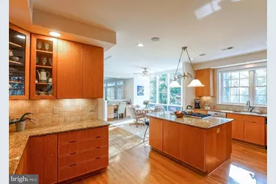 9720 Holloway Hill Court, Potomac, MD 20854 - Photo 3