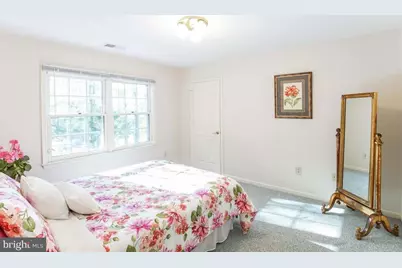9720 Holloway Hill Court, Potomac, MD 20854 - Photo 15