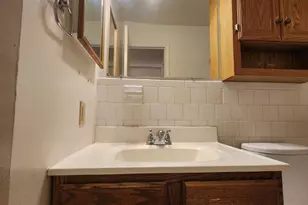 884 College Pkwy, Rockville, MD 20850 - Photo 17