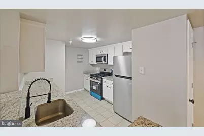 11710 Old Georgetown Road #1113, North Bethesda, MD 20852 - Photo 25