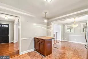 500 Derrydown Ln, Silver Spring, MD 20904 - Photo 9