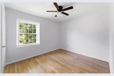 8105 Buckspark Lane E, Potomac, MD 20854 - Photo 37