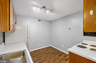 7919 Foxcrest Ct, Potomac, MD 20854 - Photo 21