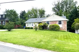 8410 Buckhannon Dr, Potomac, MD 20854 - Photo 3