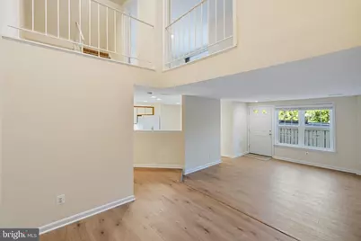 8807 Rosemark Court, Montgomery Village, MD 20886 - Photo 9