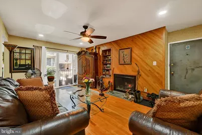 136 Duvall Lane #102, Gaithersburg, MD 20877 - Photo 3