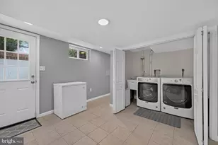 212 Normandy Dr, Silver Spring, MD 20901 - Photo 55