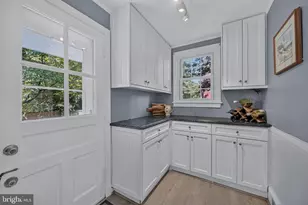 212 Normandy Dr, Silver Spring, MD 20901 - Photo 27
