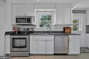212 Normandy Dr, Silver Spring, MD 20901 - Photo 23