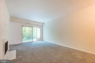19 Pickering Ct, Germantown, MD 20874 - Photo 5