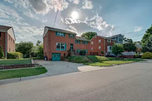 9842 Belhaven Rd, Bethesda, MD 20817 - Photo 1