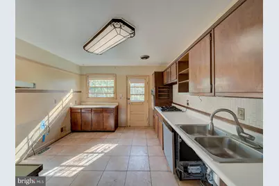 9842 Belhaven Road, Bethesda, MD 20817 - Photo 13