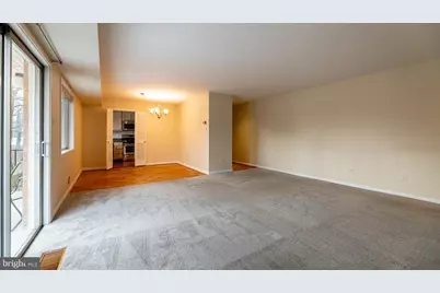10648 Montrose Avenue #102, Bethesda, MD 20814 - Photo 5