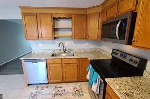 10724 Lester St, Silver Spring, MD 20902 - Photo 15