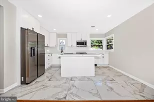 16215 Redland Rd, Rockville, MD 20855 - Photo 13