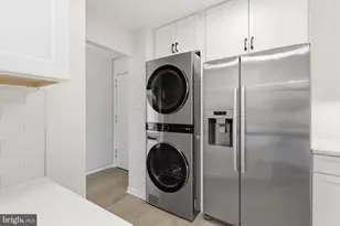 4620 N Park Ave, Chevy Chase, MD 20815 - Photo 5
