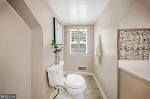 9920 Capitol View Ave, Silver Spring, MD 20910 - Photo 33