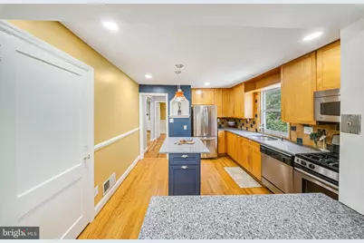 9920 Capitol View Avenue, Silver Spring, MD 20910 - Photo 9