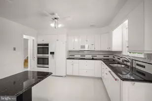 7109 Radnor Rd, Bethesda, MD 20817 - Photo 11