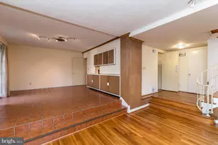 9322 W Parkhill Dr, Bethesda, MD 20814 - Photo 17